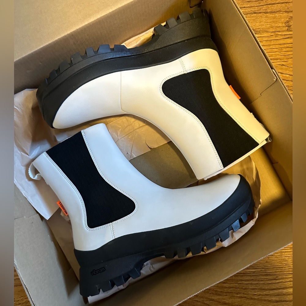 Merrell Chelsea Boots